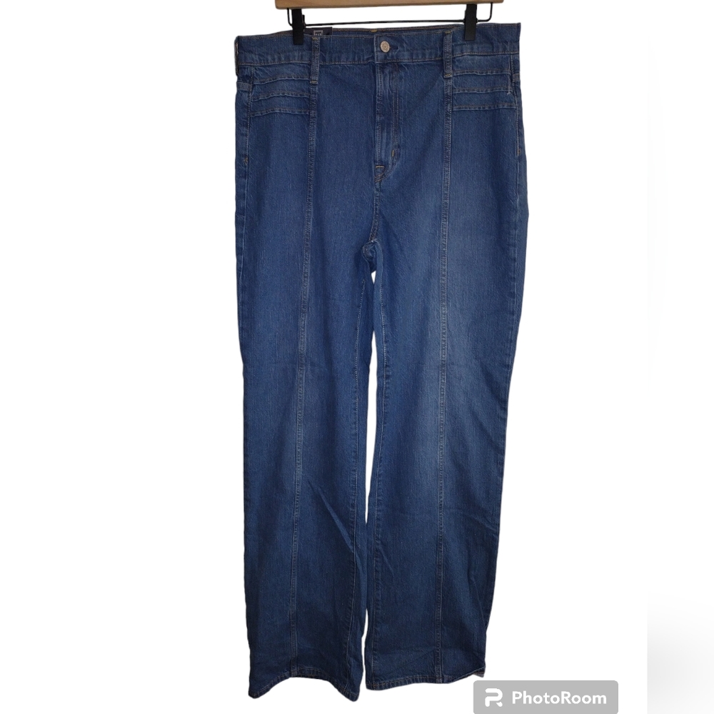 NWT Gap Vintage Flare High Rise jeans